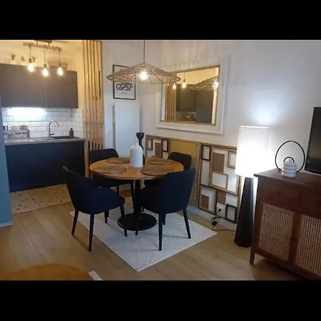 Bord De Apartment *